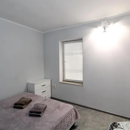 Apartment на 10 станції фонтана Odesa