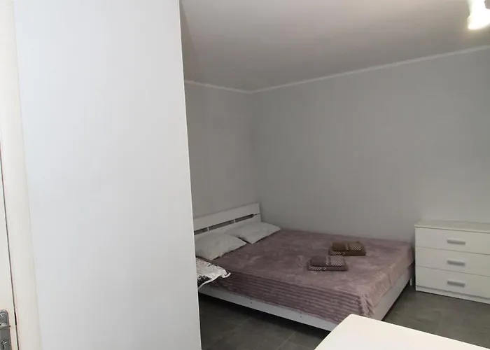 Apartment на 10 станції фонтана